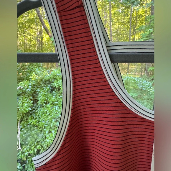 Hem & Thread S Anthropology Tank with crossed layered at hem, brick color NWT. - Picture 3 of 8